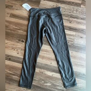 ZYIA Active - Black Shine Light N Tight Hi-Rise 7/8 Leggings - NWT - Size 8-10